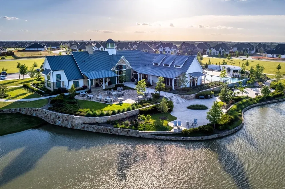1104 Bluestem Drive Aubrey, TX 76227