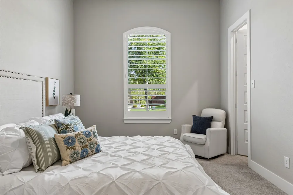 1104 Bluestem Drive Aubrey, TX 76227