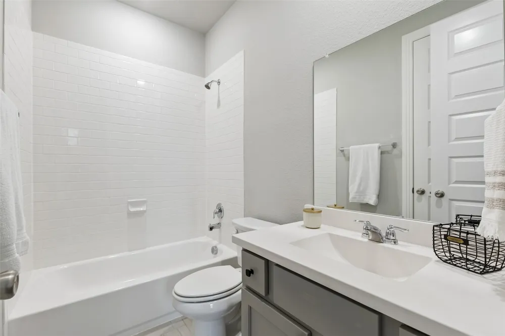 1104 Bluestem Drive Aubrey, TX 76227