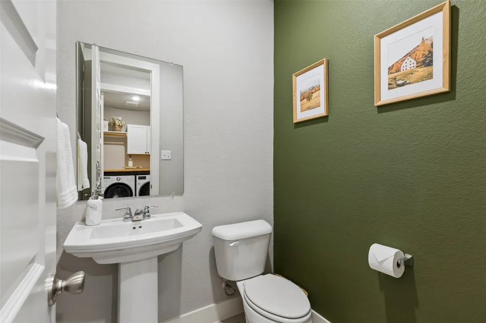 1104 Bluestem Drive Aubrey, TX 76227