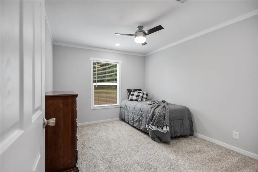 18755 County Road 4104 Lindale, TX 75771