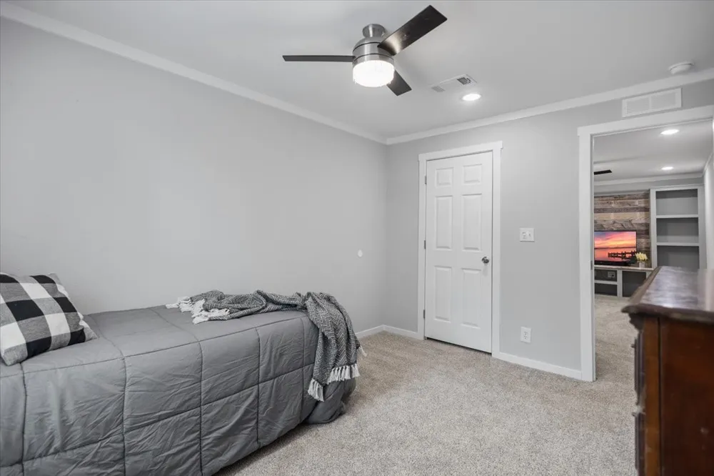 18755 County Road 4104 Lindale, TX 75771