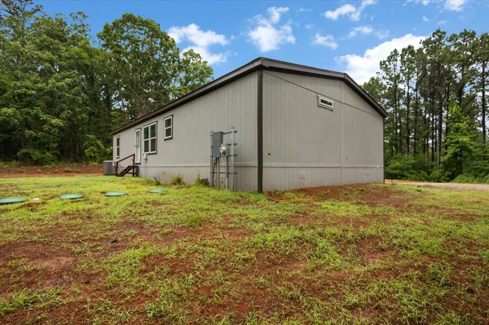18755 County Road 4104 Lindale, TX 75771