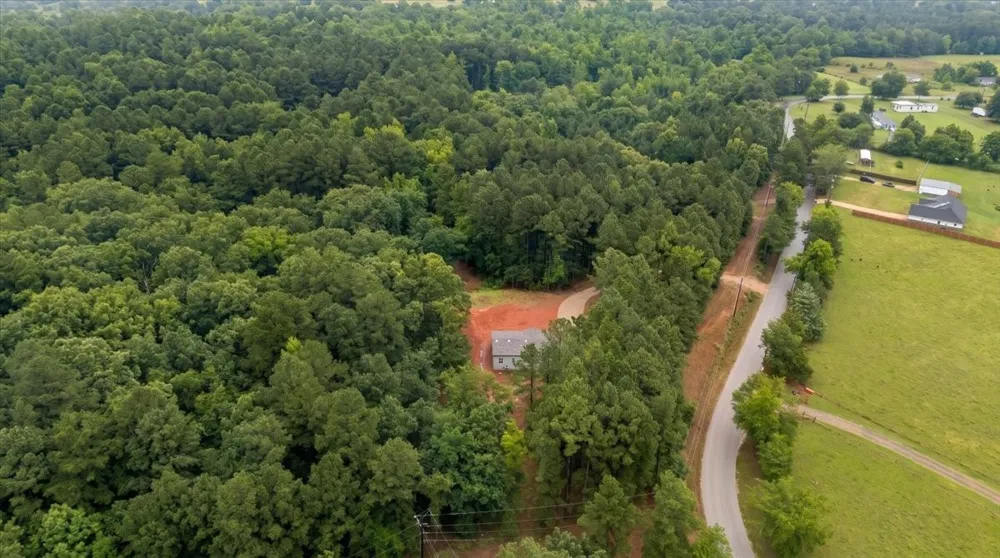 18755 County Road 4104 Lindale, TX 75771