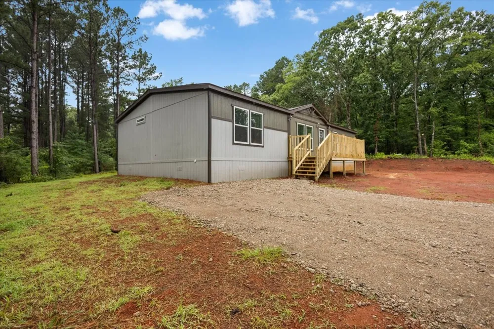 18755 County Road 4104 Lindale, TX 75771