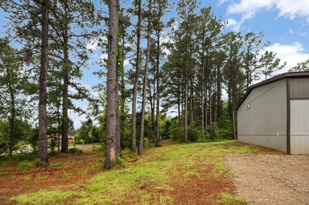 18755 County Road 4104 Lindale, TX 75771