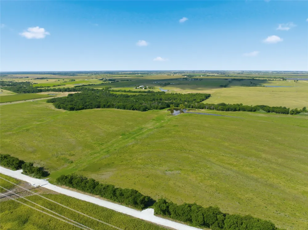 HCR 3204 Abbott, TX 76621