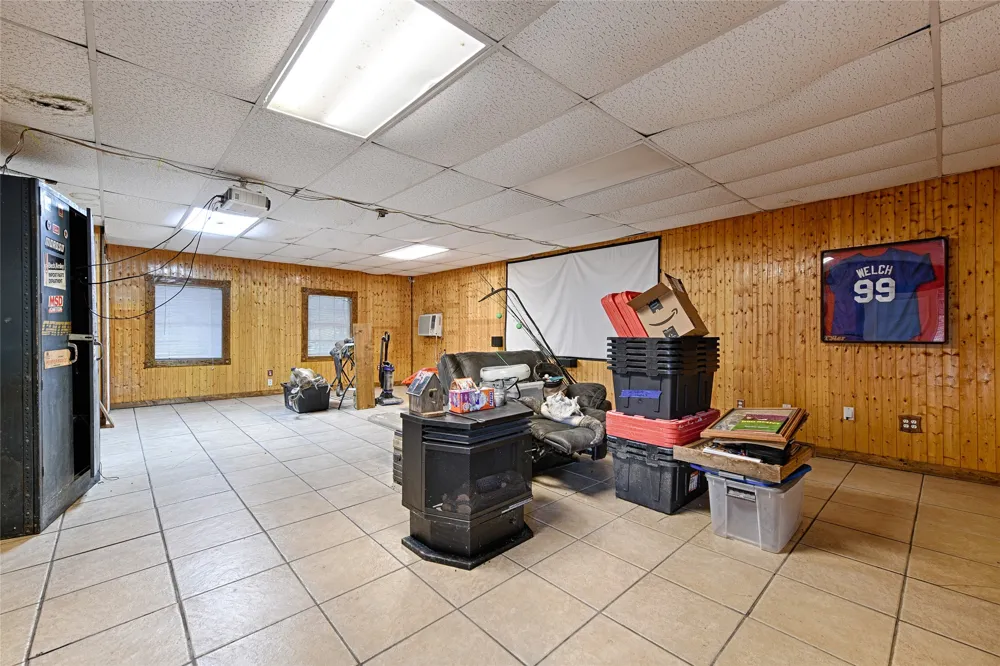18692 County Road 334 Quinlan, TX 75474