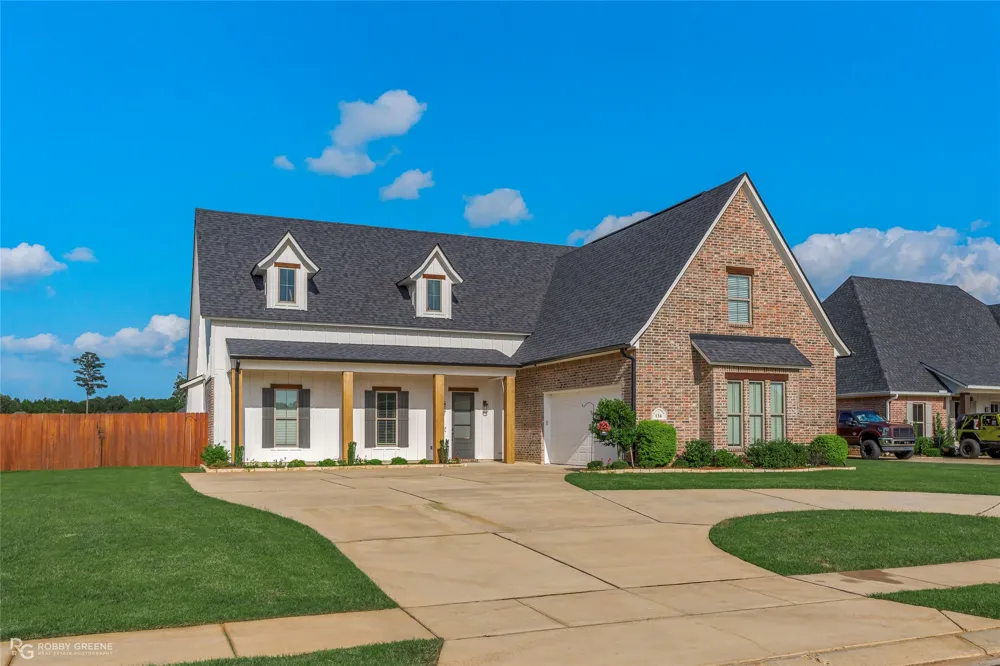 136 Sitka Loop Haughton, LA 71037