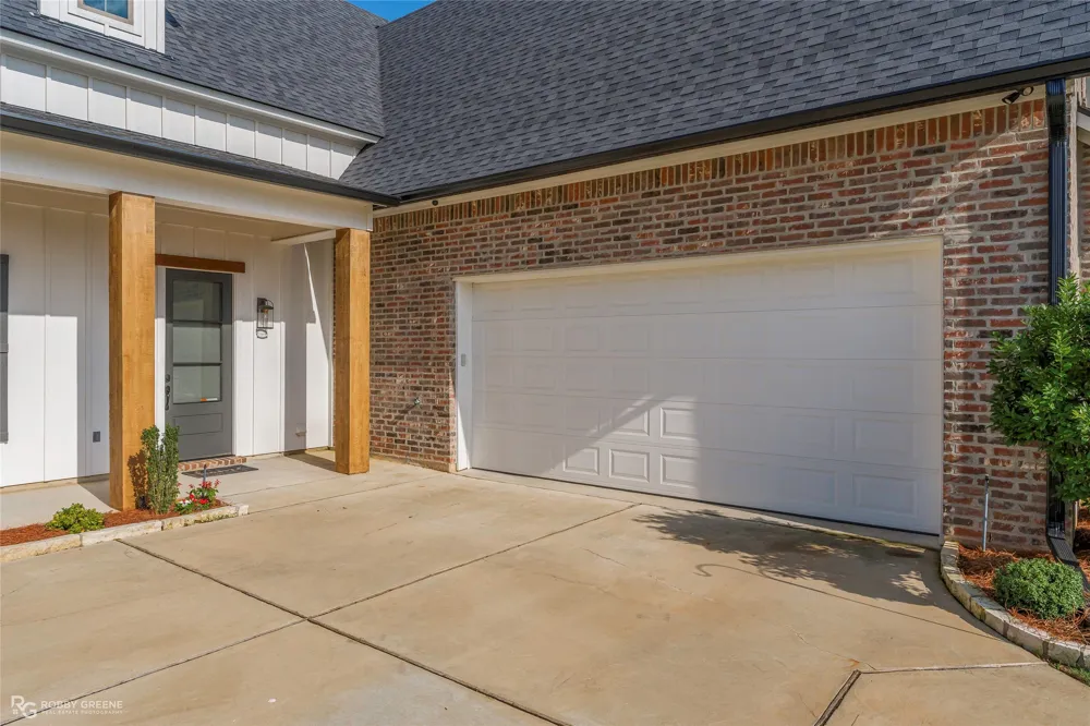 136 Sitka Loop Haughton, LA 71037