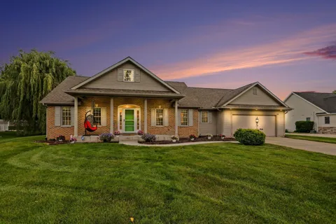 17 Longmeadow Lane