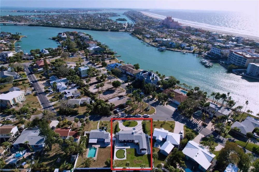 220 40TH AVENUE St Pete Beach, FL 33706