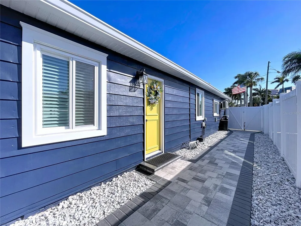 220 40TH AVENUE St Pete Beach, FL 33706