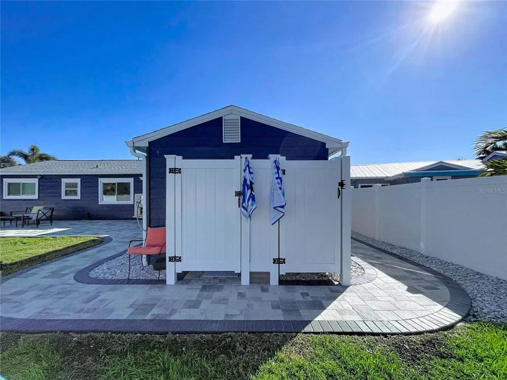 220 40TH AVENUE St Pete Beach, FL 33706