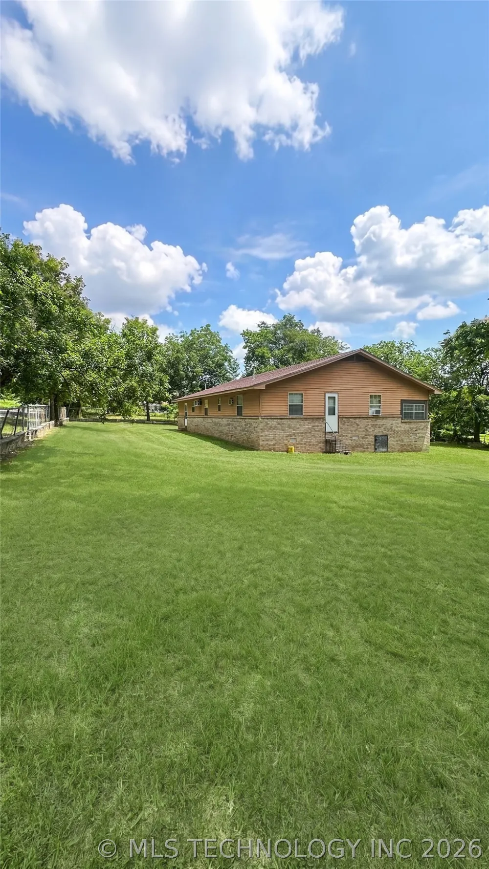 463 W 10th Street Atoka, OK 74525