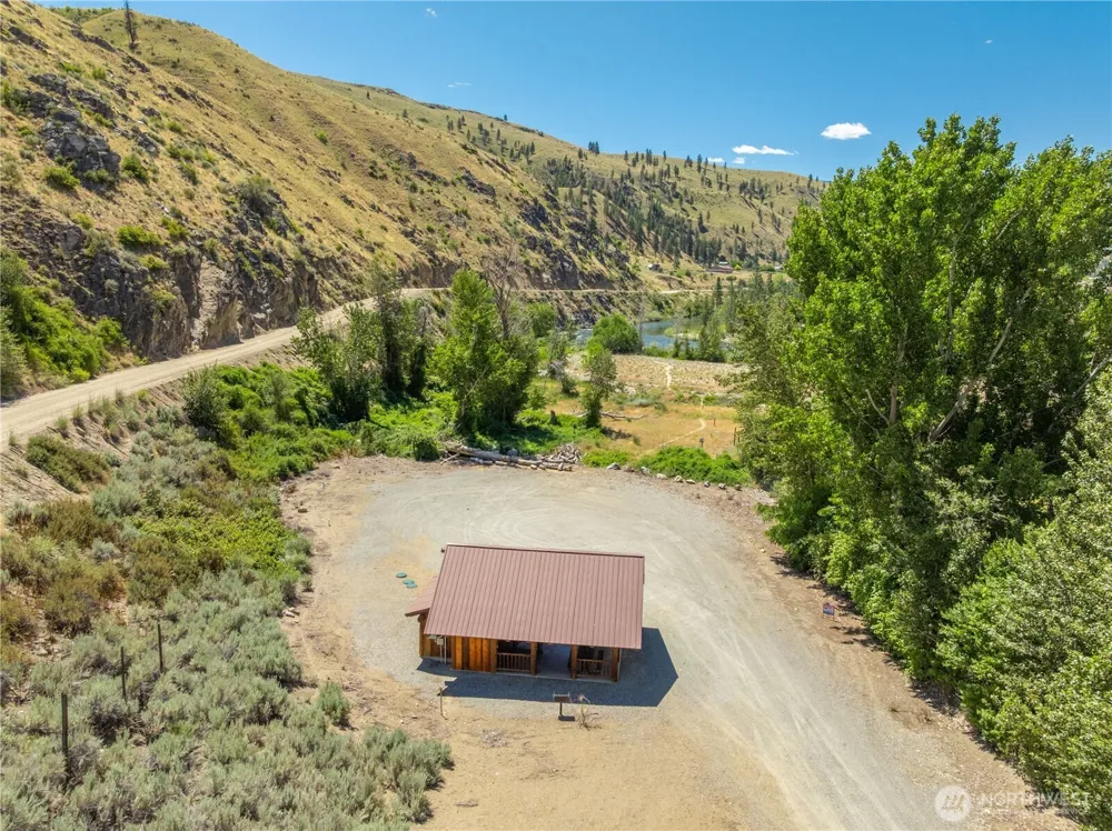 164 B Burma Road Pateros, WA 98846