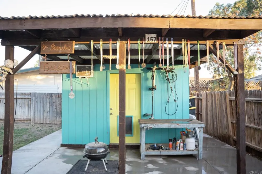 1561 W Heil Avenue El Centro, CA 92243