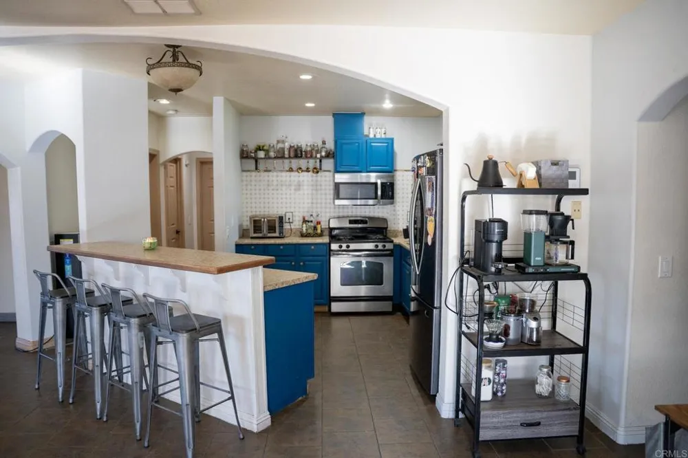 1561 W Heil Avenue El Centro, CA 92243