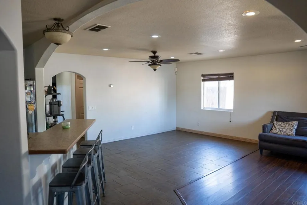 1561 W Heil Avenue El Centro, CA 92243