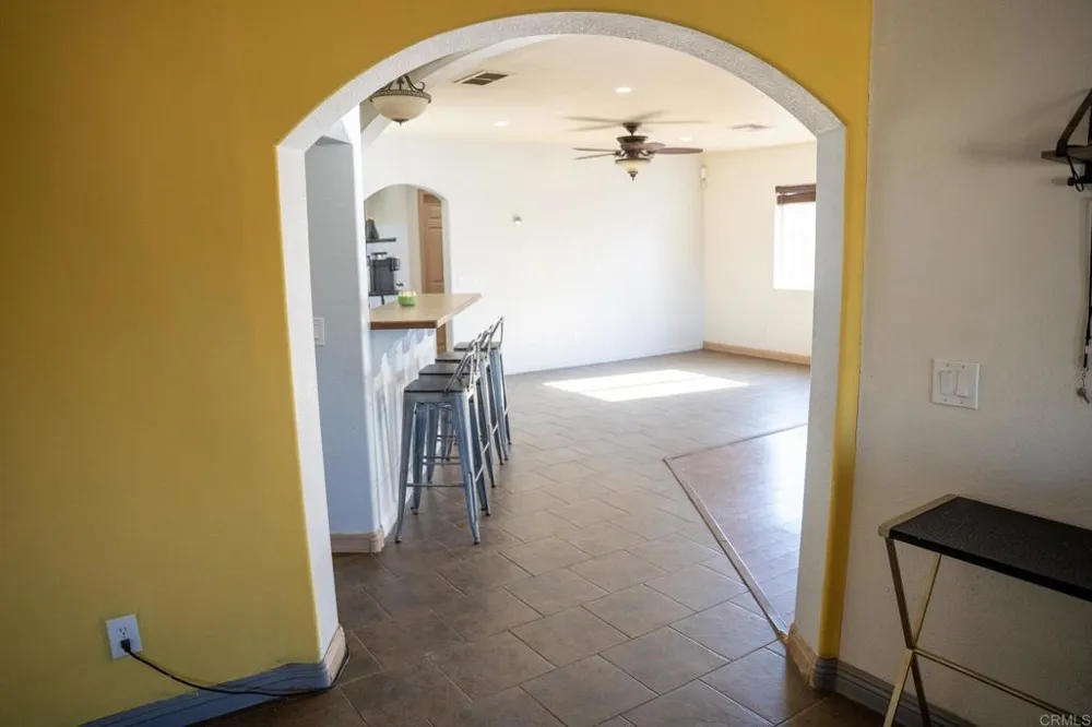 1561 W Heil Avenue El Centro, CA 92243