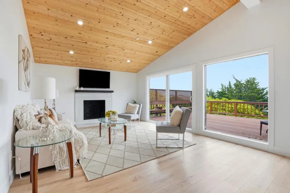 27 Midway Avenue Mill Valley, CA 94941