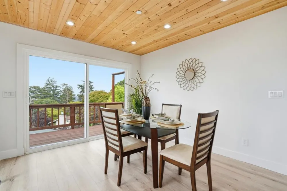 27 Midway Avenue Mill Valley, CA 94941