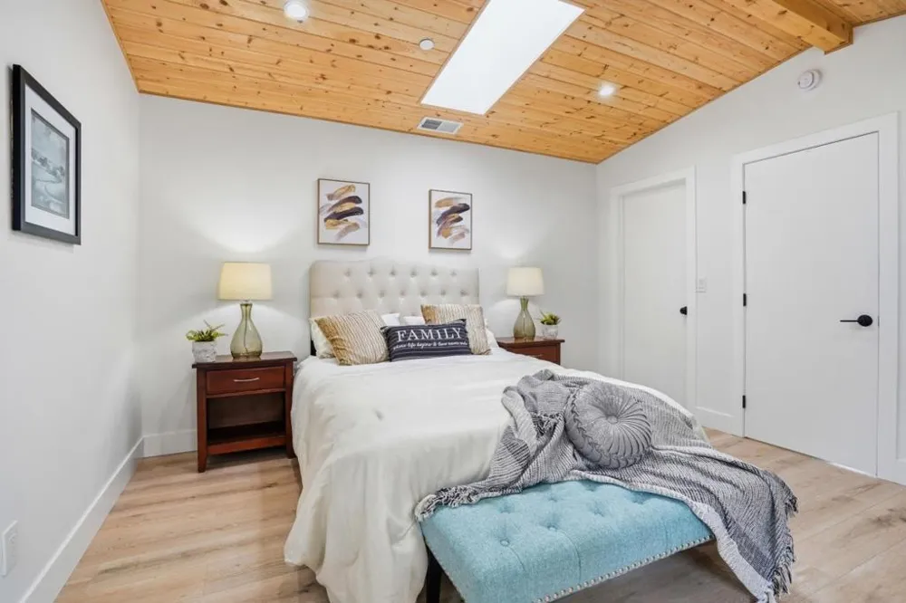 27 Midway Avenue Mill Valley, CA 94941