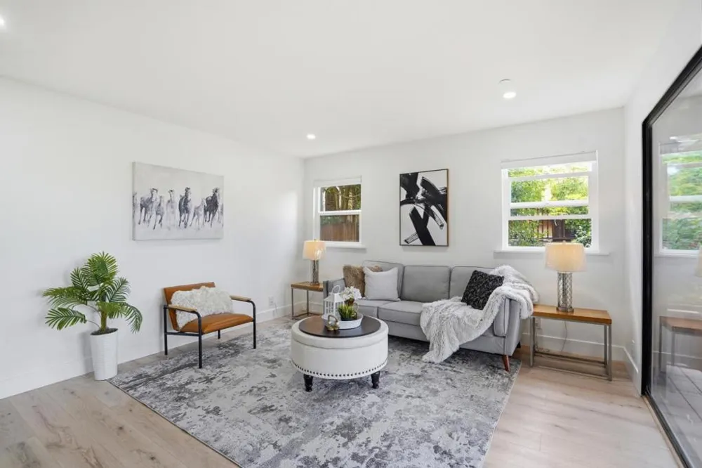 27 Midway Avenue Mill Valley, CA 94941