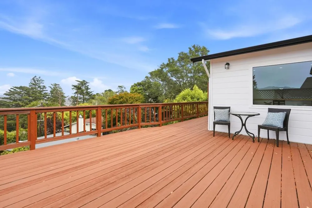 27 Midway Avenue Mill Valley, CA 94941
