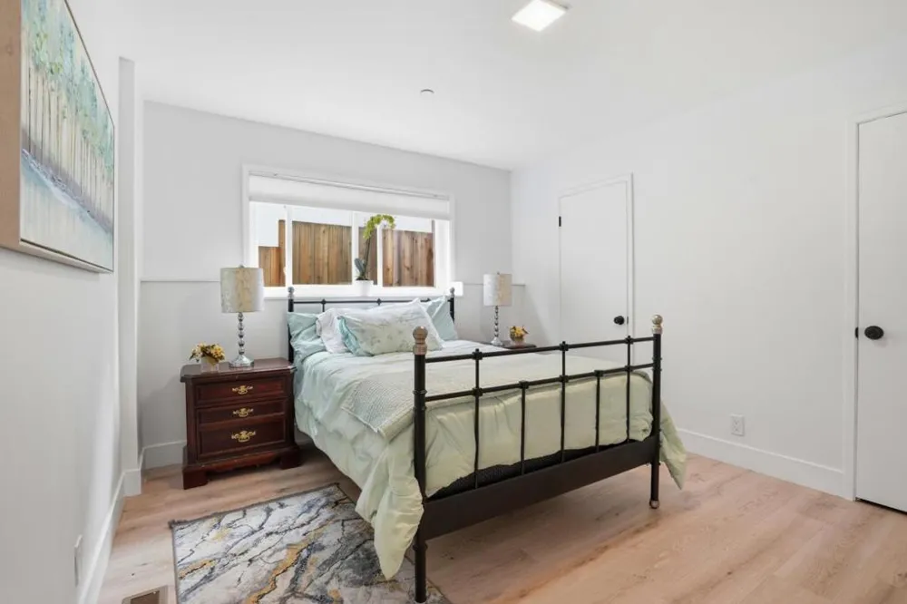 27 Midway Avenue Mill Valley, CA 94941