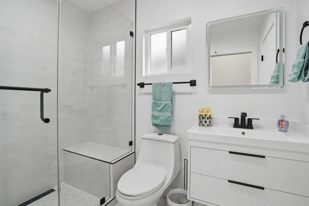 27 Midway Avenue Mill Valley, CA 94941