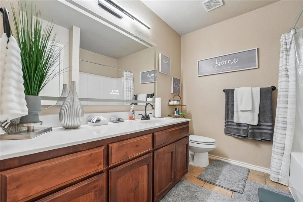4037 Tiburon Street Fort Worth, TX 76106