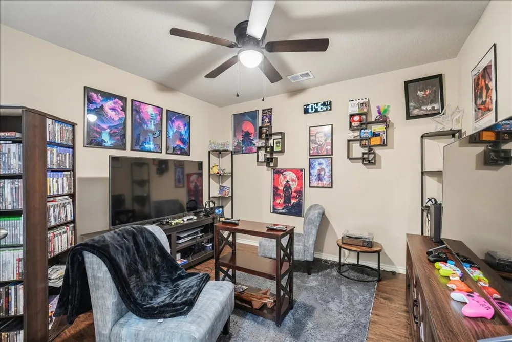 4037 Tiburon Street Fort Worth, TX 76106