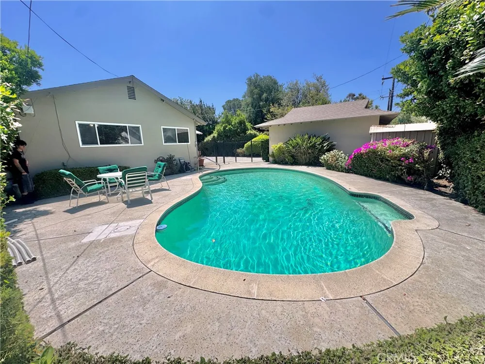 509 California Claremont, CA 91711
