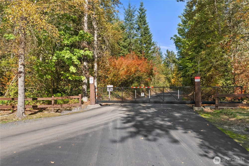 40320 32nd Avenue E Eatonville, WA 98328