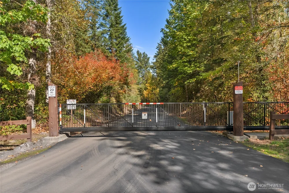 40320 32nd Avenue E Eatonville, WA 98328