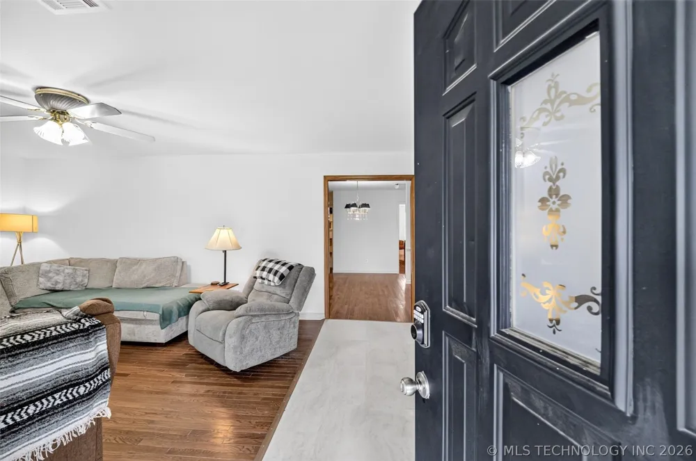 1417 E Oak Street Cushing, OK 74023