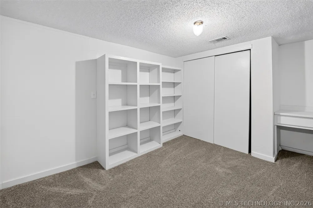 1417 E Oak Street Cushing, OK 74023