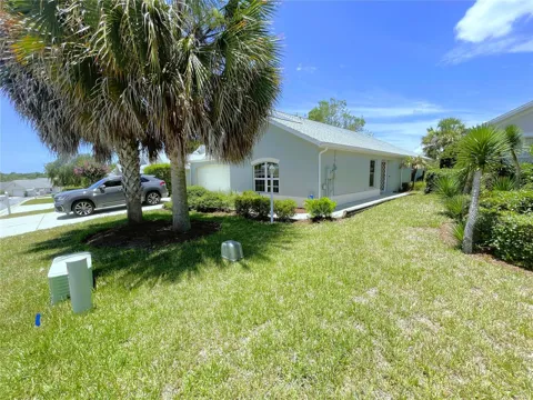 521 W HILLWOOD PATH
