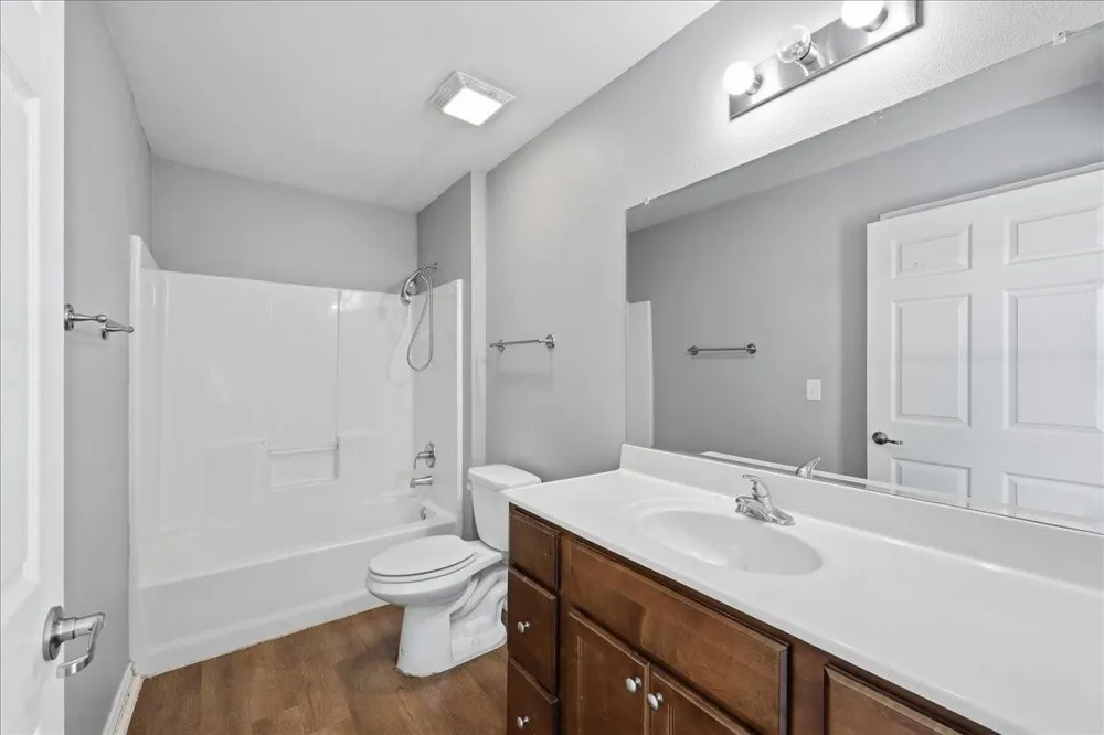 228 W Elm Avenue Winnie, TX 77665