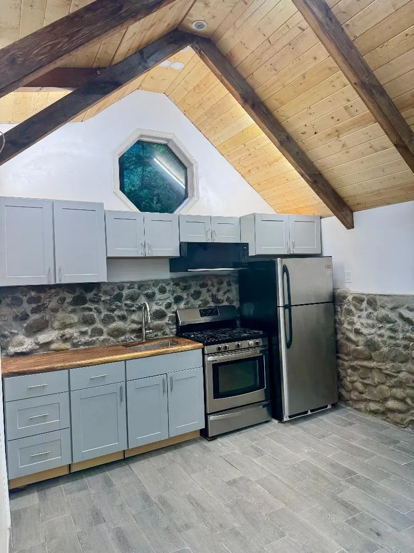 14251 Pescadero Creek Road #4 La Honda, CA 94020