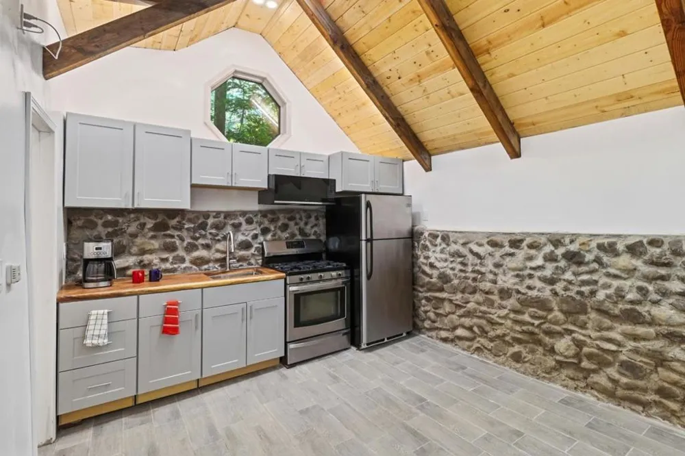 14251 Pescadero Creek Road #4 La Honda, CA 94020