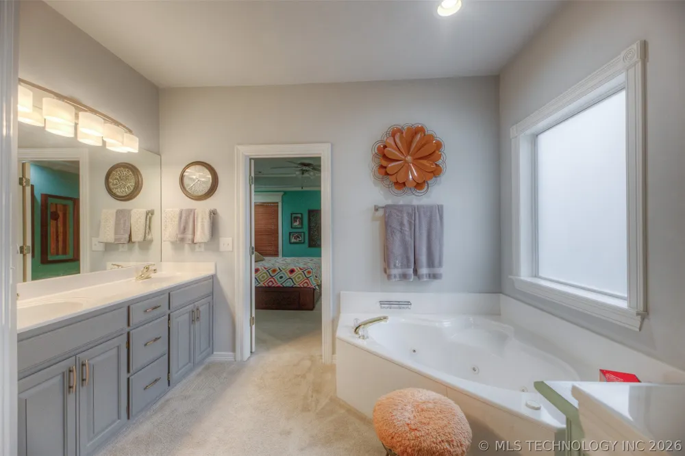 9526 S 85th East Avenue Tulsa, OK 74133