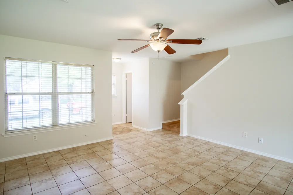 13408 Coomes Drive Del Valle, TX 78617