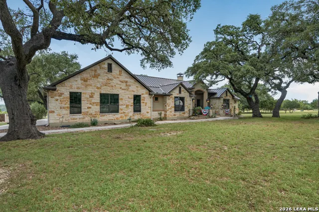 1467 Palomino Springs Dr Bandera, TX 78003