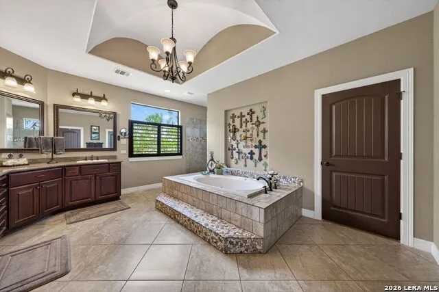 1467 Palomino Springs Dr Bandera, TX 78003