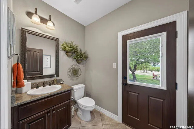 1467 Palomino Springs Dr Bandera, TX 78003