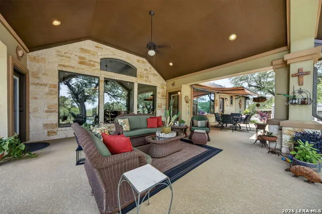 1467 Palomino Springs Dr Bandera, TX 78003