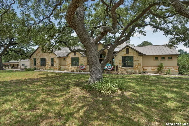 1467 Palomino Springs Dr Bandera, TX 78003