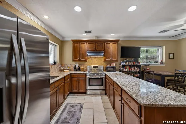 1467 Palomino Springs Dr Bandera, TX 78003
